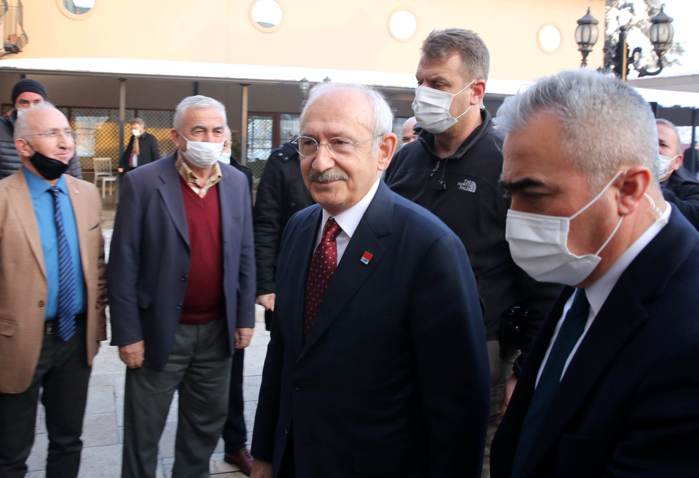 Kılıçdaroğlu, Sakarya ve Düzce'de temaslarda bulundu