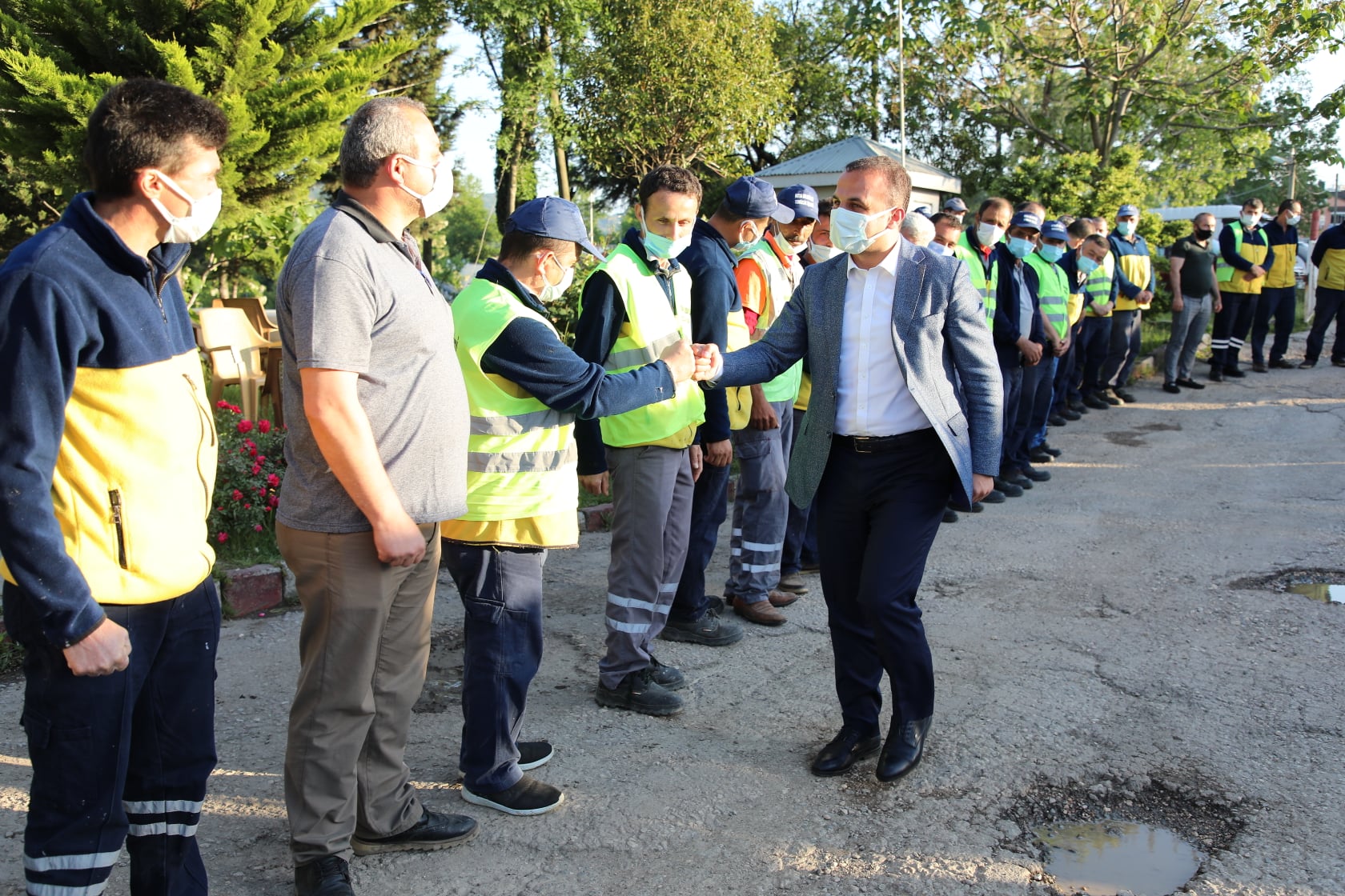 TEMİZLİK KADEMESİNDE SON ÇAY SON SİMİT