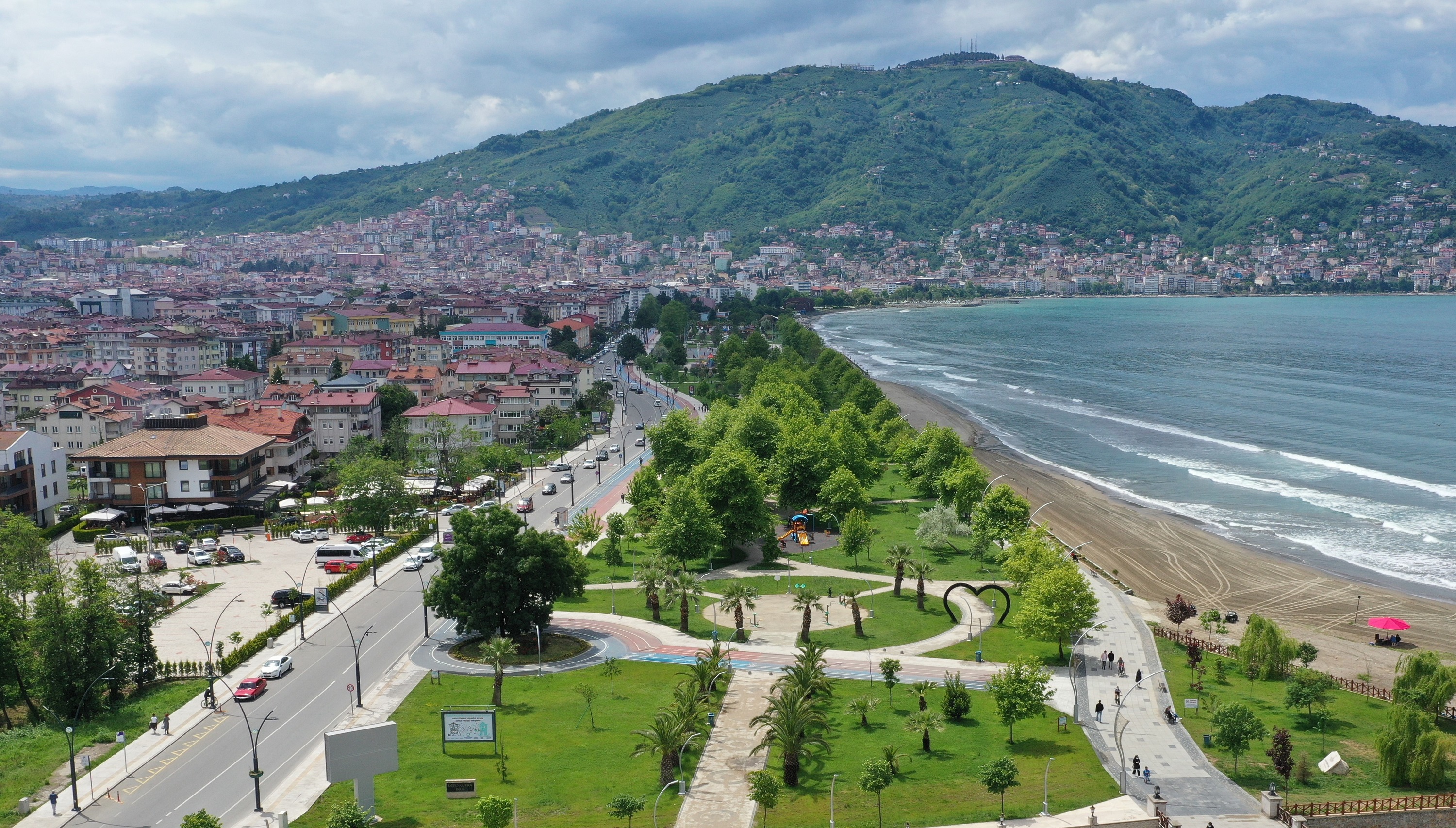 3 KUŞAĞI BİR ARAYA GETİREN PARK: TAYFUN GÜRSOY