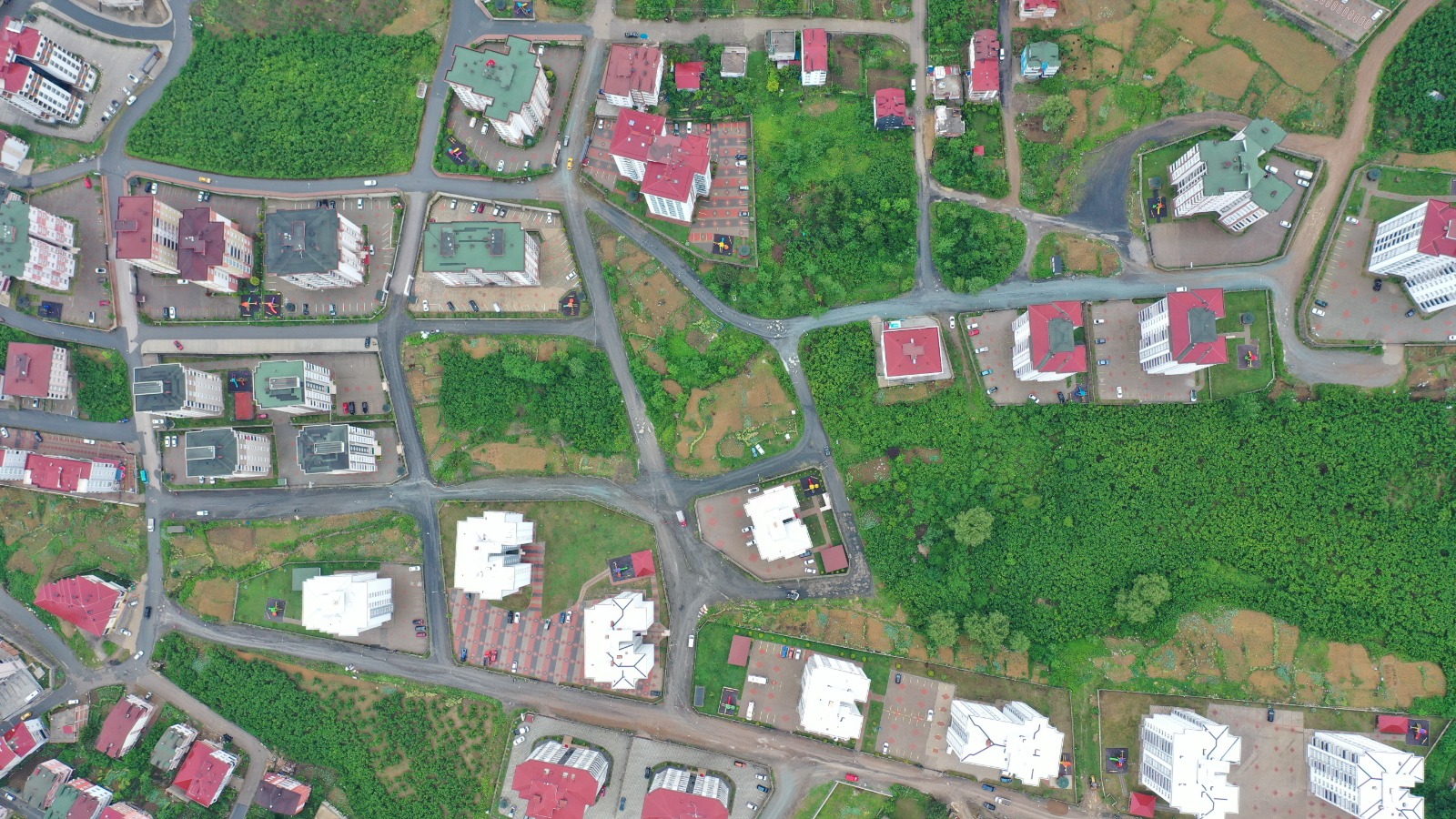 YILLARIN HİZMET BEKLENTİSİ ALTINORDU BELEDİYESİ İLE CEVAP BULUYOR ÇÖZÜME KAVUŞUYOR