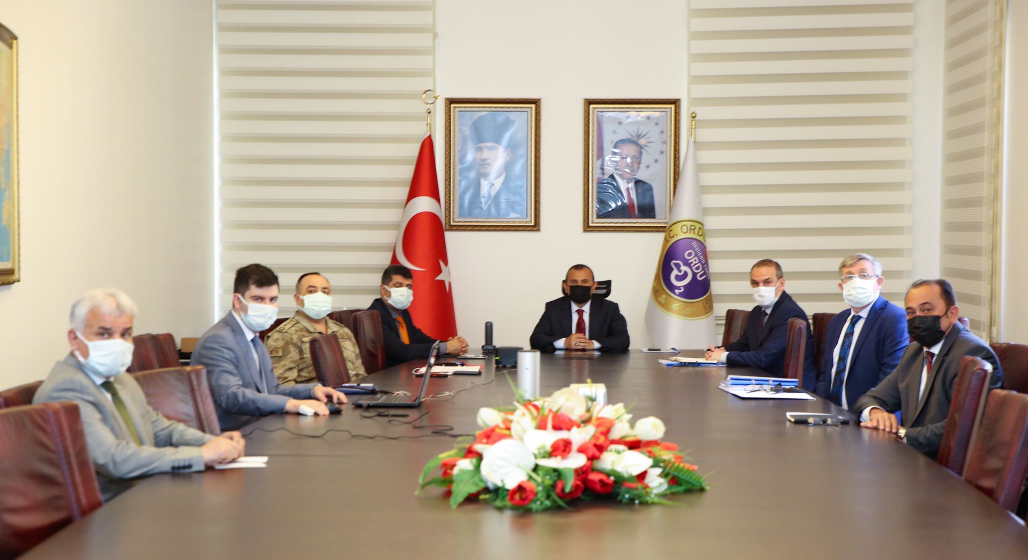 COVİD-19 PANDEMİSİ DEĞERLENDİRME TOPLANTISI YAPILDI