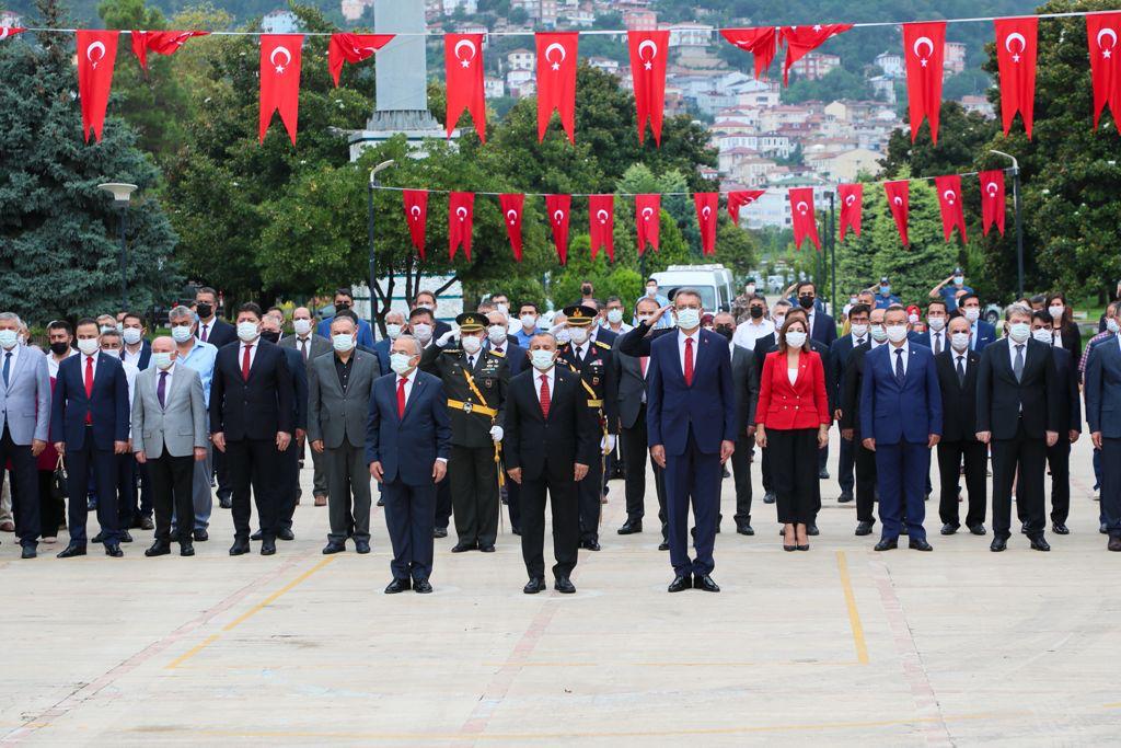 30 AĞUSTOS ZAFER BAYRAMI’NIN 99. YILDÖNÜMÜ TÖRENLERLE KUTLANDI. 