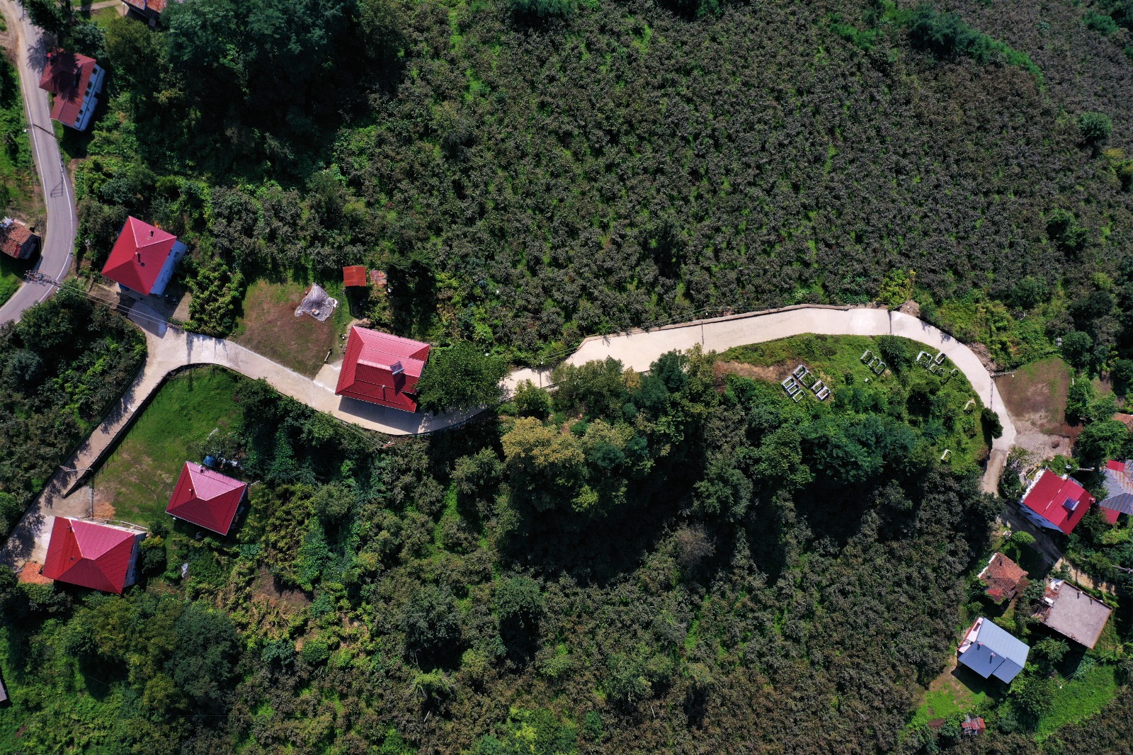 ALTINORDU BELEDİYESİ SAĞLIKLI ALTYAPI NİTELİKLİ ULAŞIM AĞI İÇİN YOĞUN MESAİNİ SÜRDÜRÜYOR