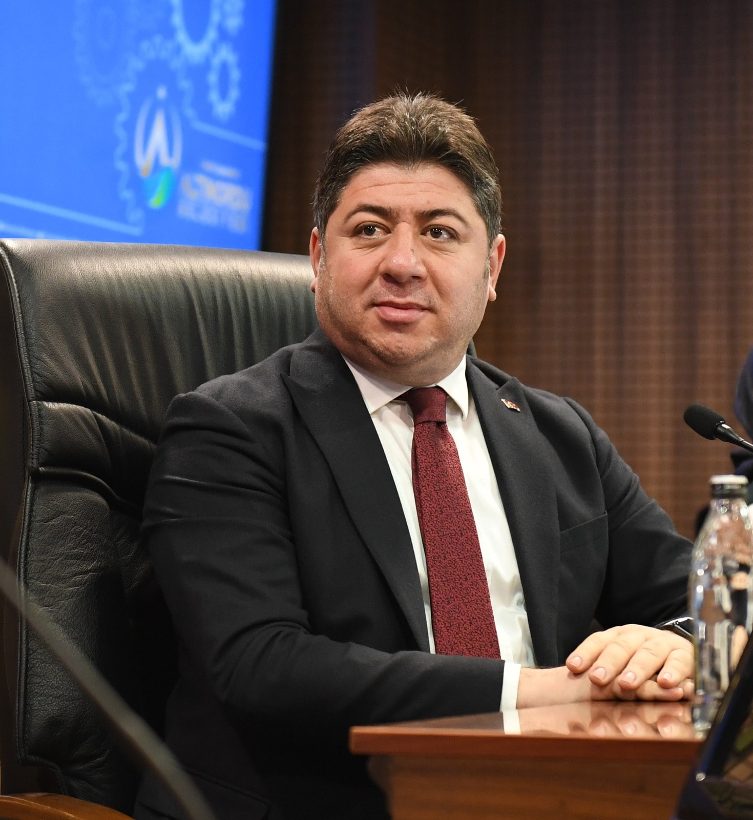 BAŞKAN TÖREN: “ALTINORDU'DA YENİ BİR DÖNEM BAŞLIYOR”