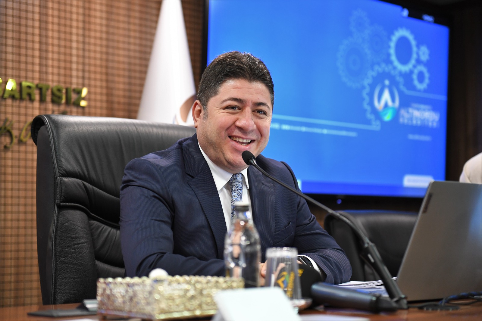 BAŞKAN TÖREN “MODERN ŞEHİRLER YERİNDE NEFES ALINABİLEN ŞEHİRLERDİR”