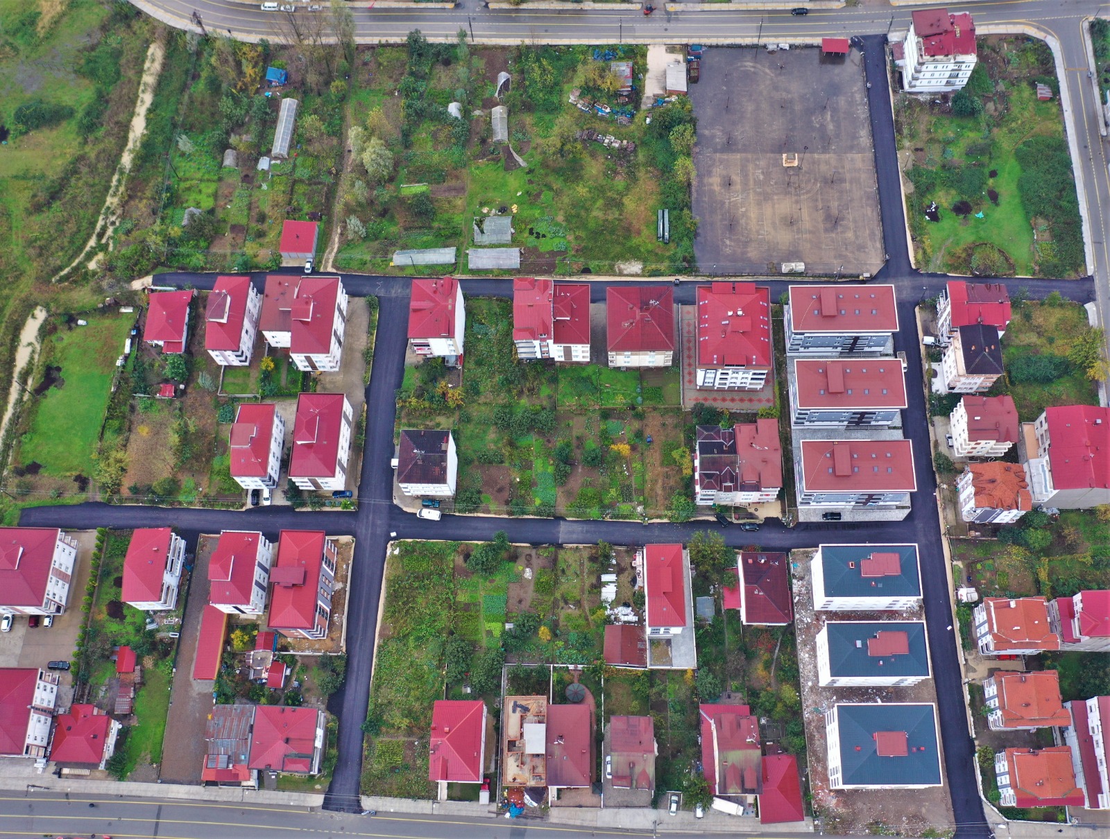 ALTINORDU BELEDİYESİ ASFALT ÇALIŞMALARININ 2. ETABINI DA TAMAMLADI