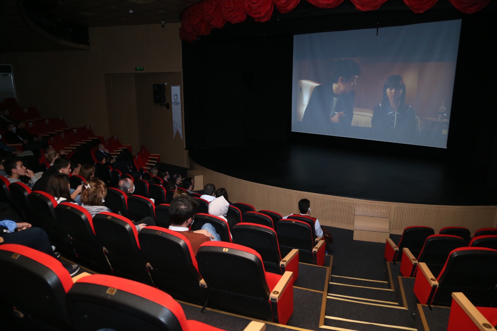 MISIR VE GAZOZ EŞLİĞİNDE FİLM KEYFİ