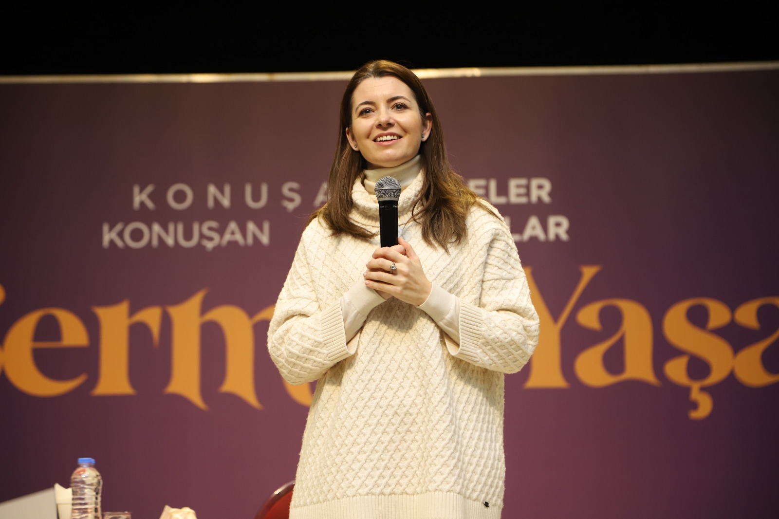 EBEVEYNLER BU KONFERANSTA BULUŞTU