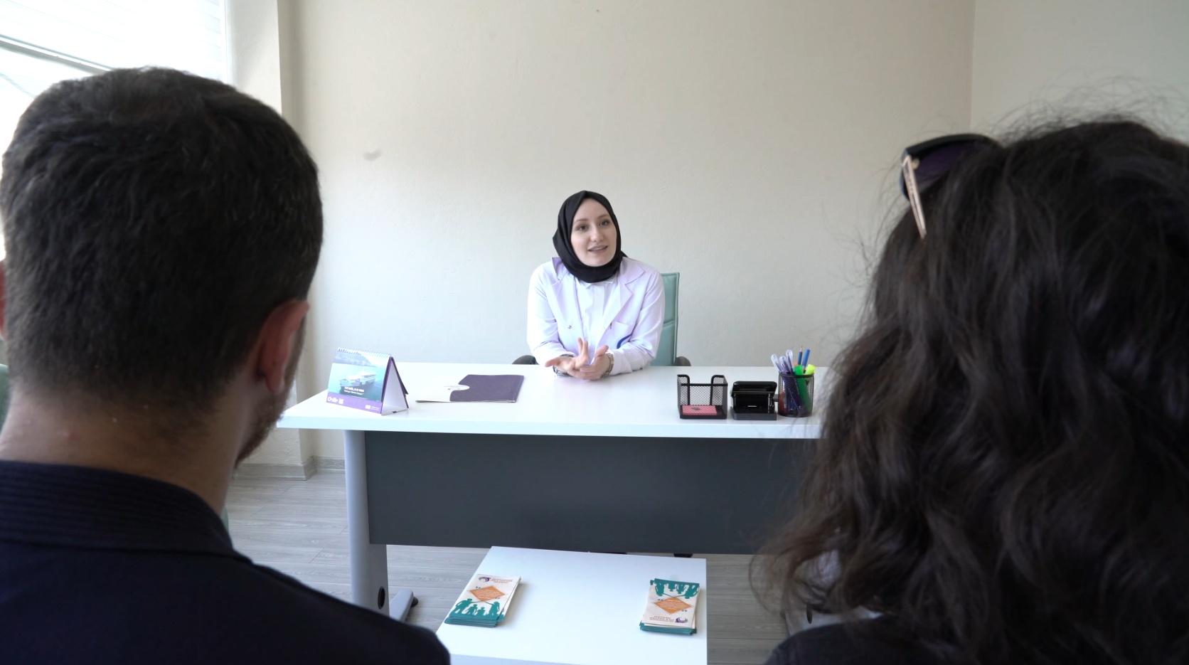 AİLE DESTEK MERKEZİ UZMAN KADROSU İLE HİZMET VERMEYE DEVAM EDİYOR