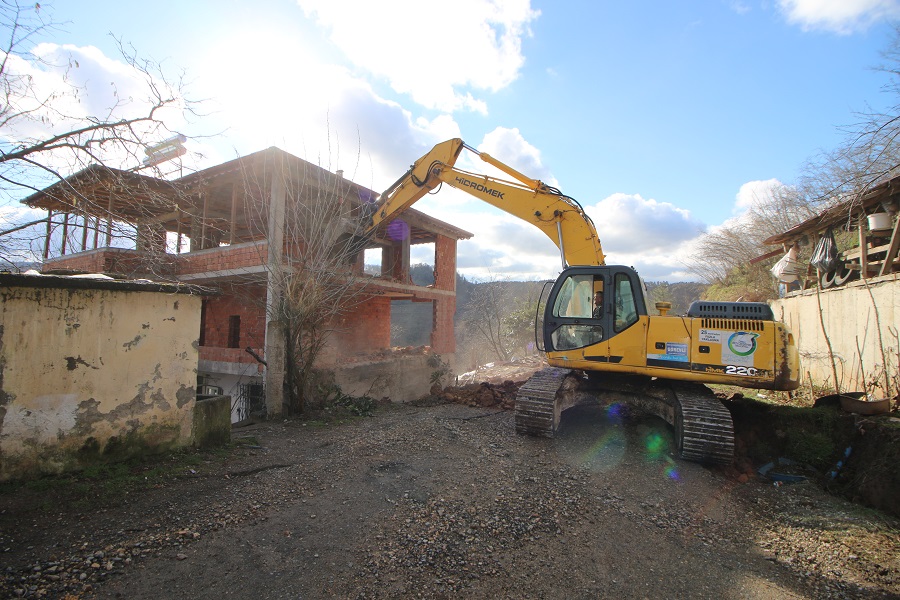 BÜYÜKŞEHİR HEYELAN BÖLGESİNDE