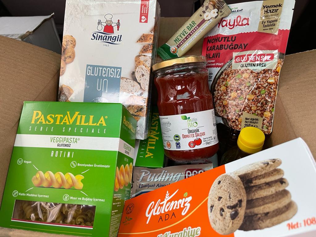 VALİ SONEL, ŞİMDİ DE ÇÖLYAK HASTASI ÖĞRENCİLERE EL UZATTI 