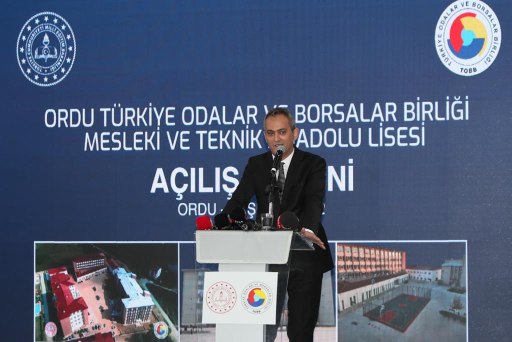 BAKAN ÖZER, ORDU TOBB MESLEKİ VE TEKNİK ANADOLU LİSESİ’NİN AÇILIŞ TÖRENİNE KATILDI