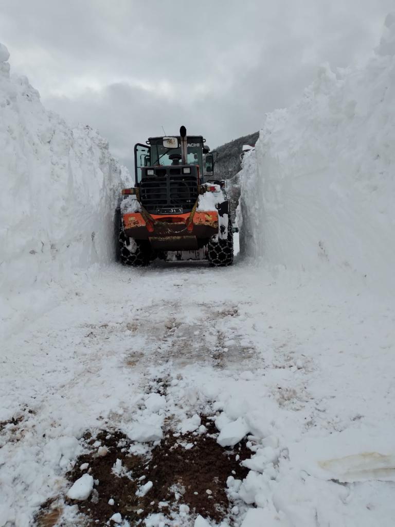 ORDU’DA KAR TEMİZLEME ÇALIŞMALARI SÜRÜYOR