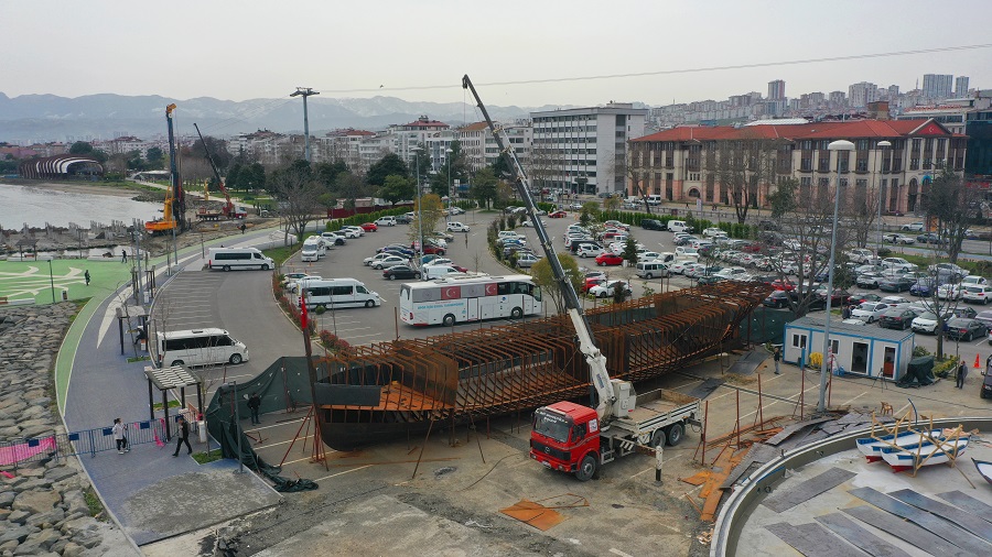 ORDULULAR RÜSUMAT’I BEKLİYOR