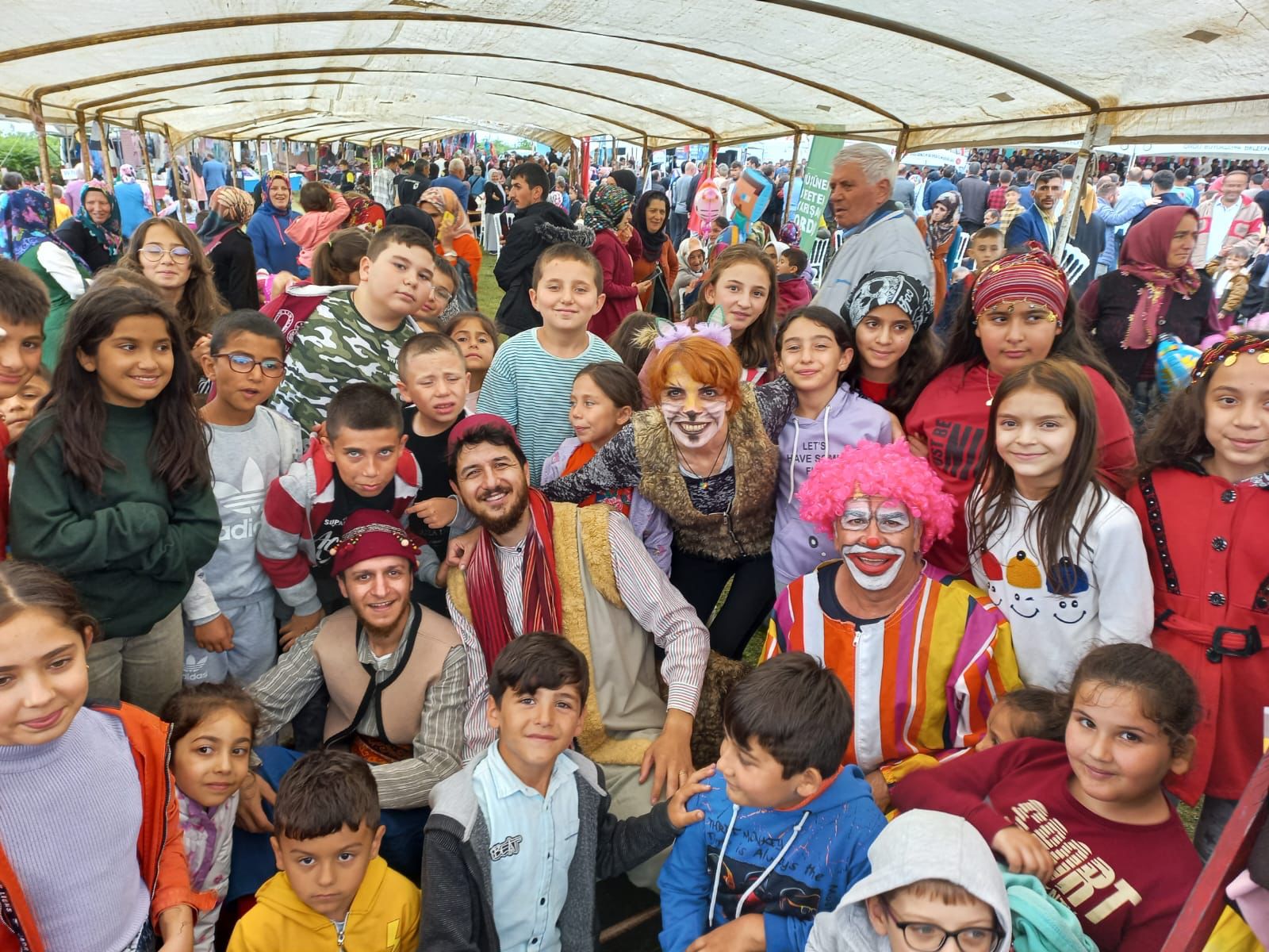 Büyükşehir Çocukların Yüzünü Güldürdü