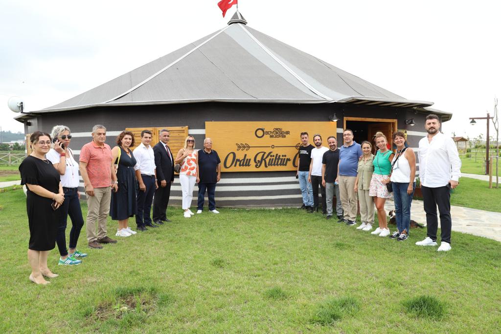 Köşe Yazarlarından Ordu’ya Çıkarma 