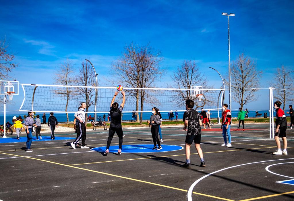 Her Şey Çocuklar Ve Gençler İçin