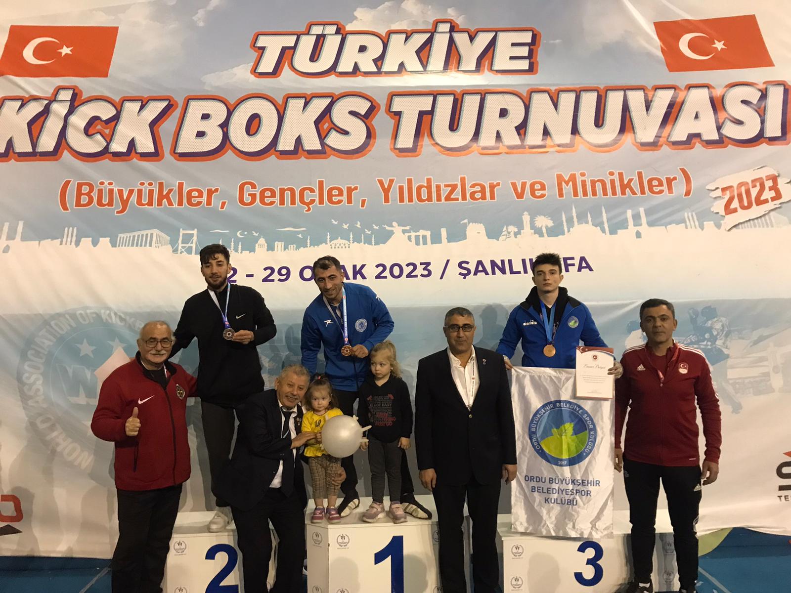 Büyükşehir Sporcuların Büyük Başarı