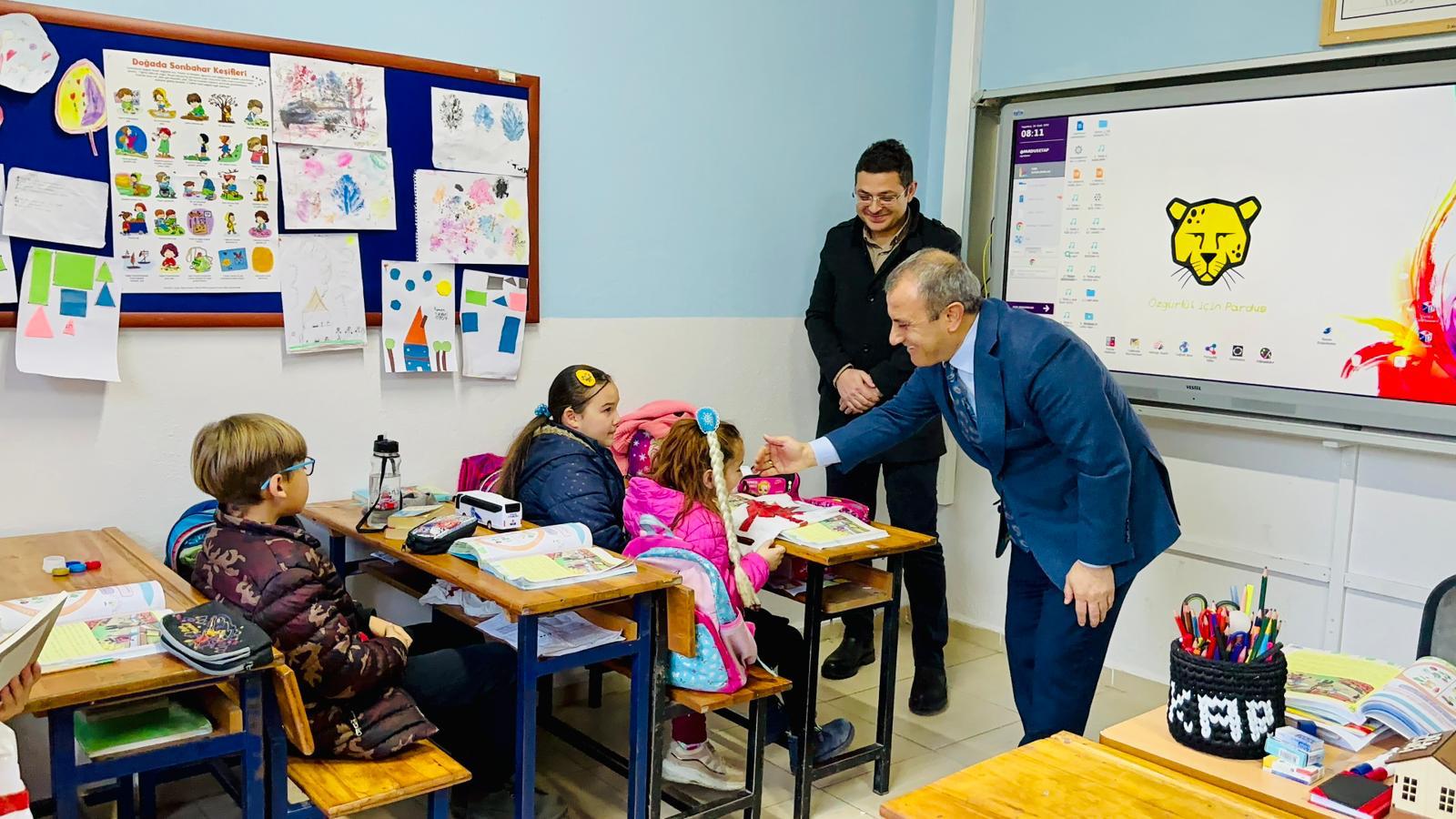 Vali Sonel, Bu Defa İkizce’de Kalplere Dokundu