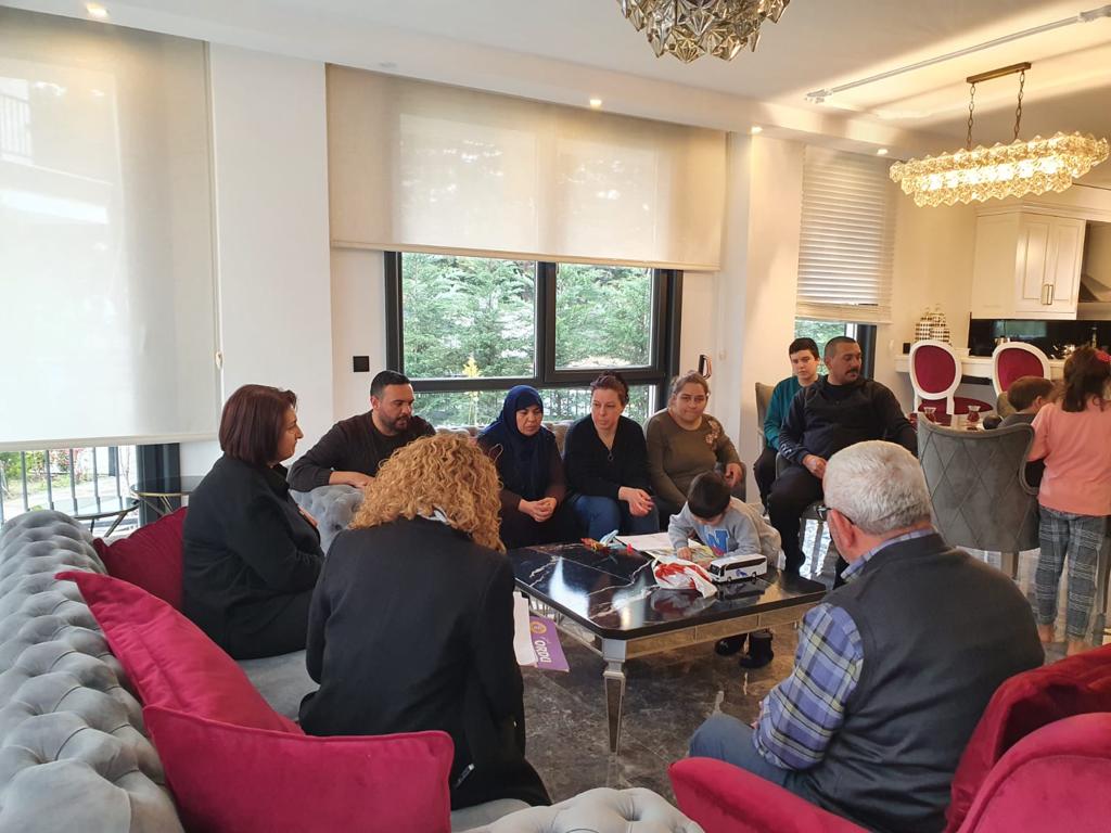 Ordu’daya Gelen Depremzede Ailelerine Vali Eşinden Destek 