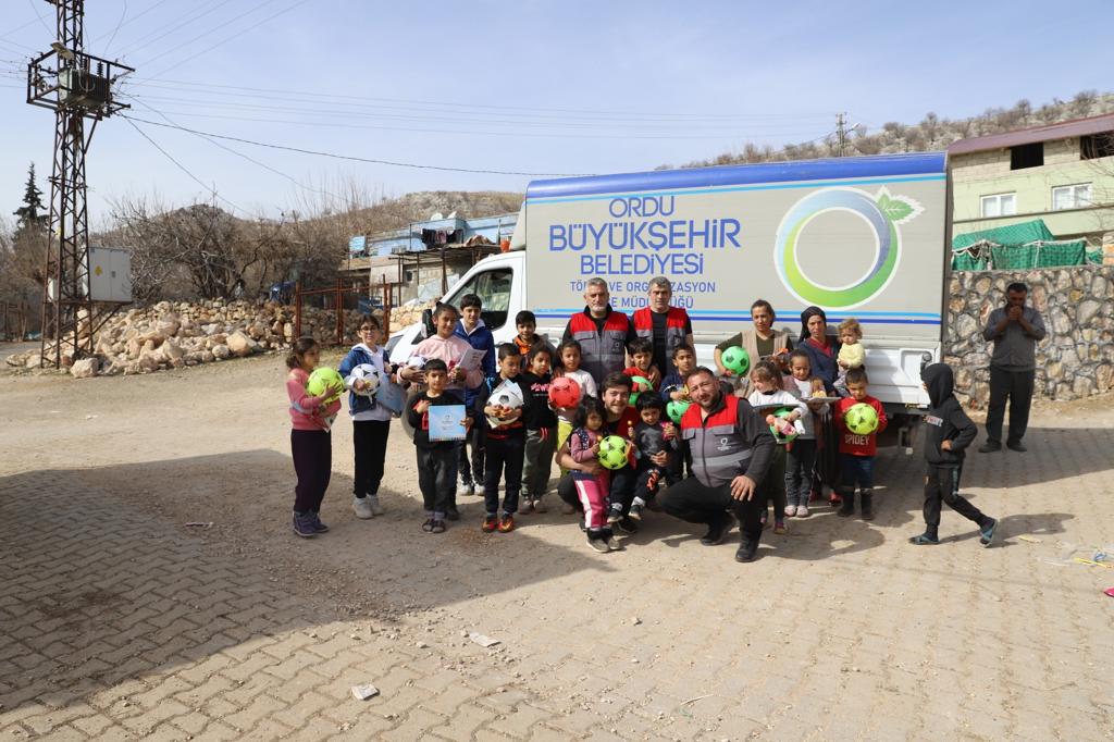 Büyükşehir Minik Kalpler İçin Seferber