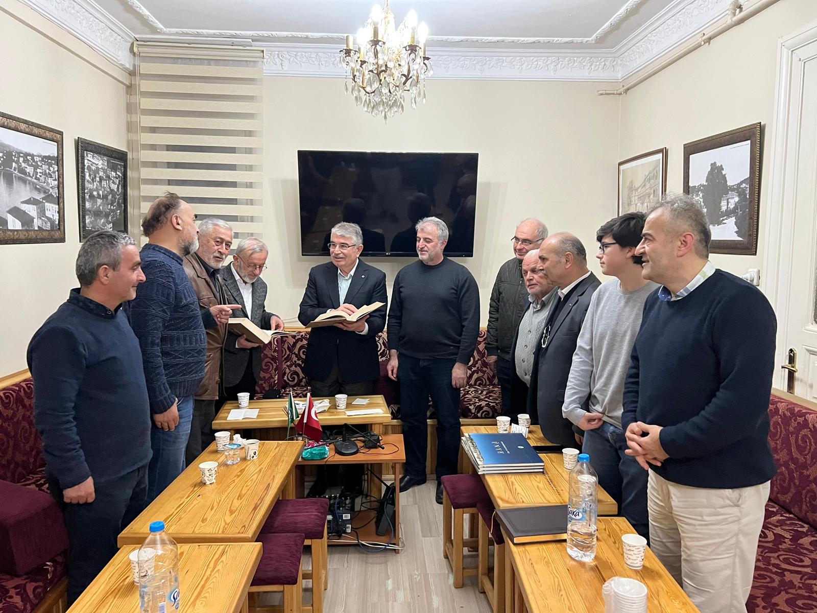 ÜNDER'de İftar Sohbeti